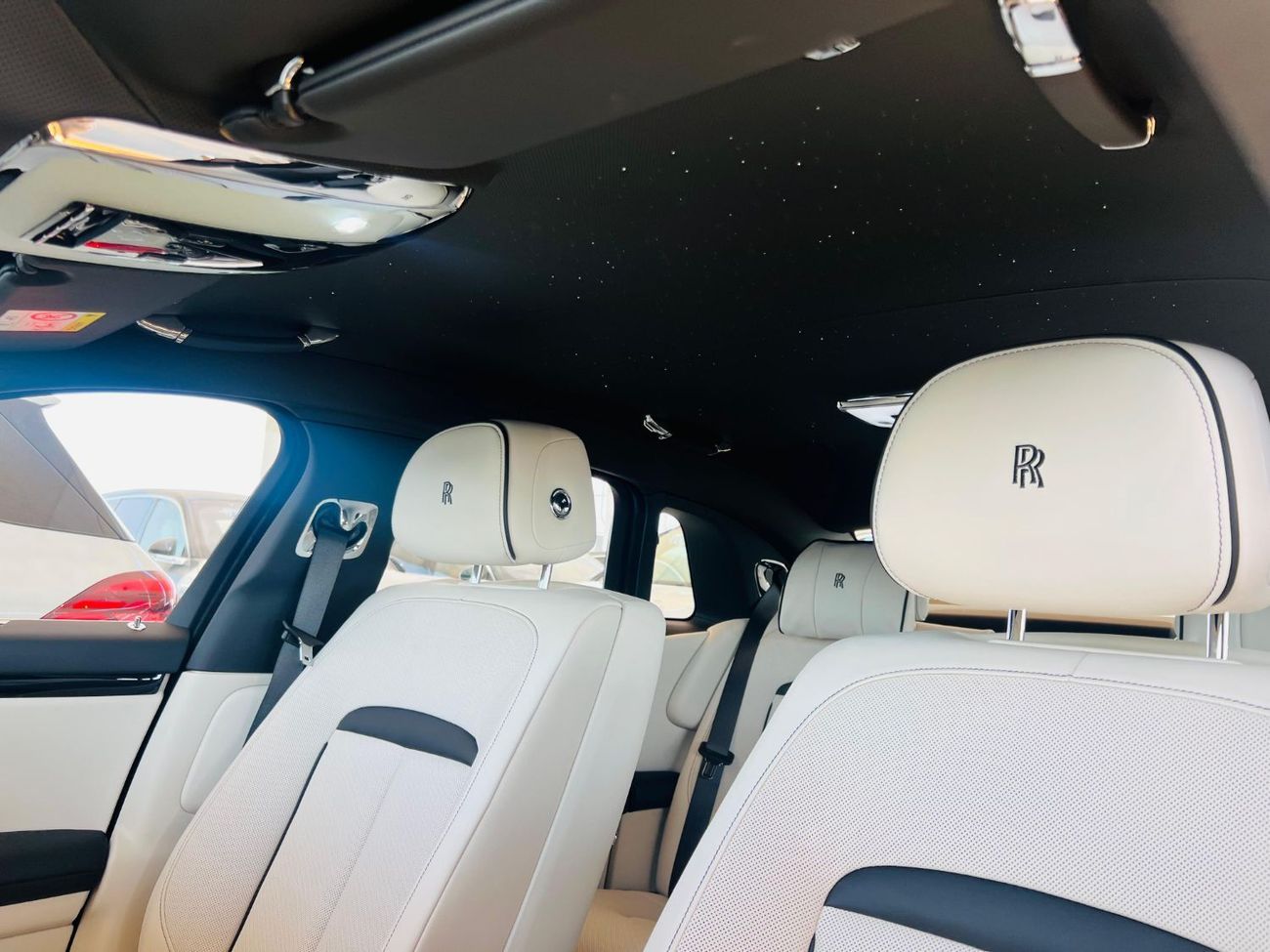 رولز رويس جوست ROLLS-ROYCE GHOST