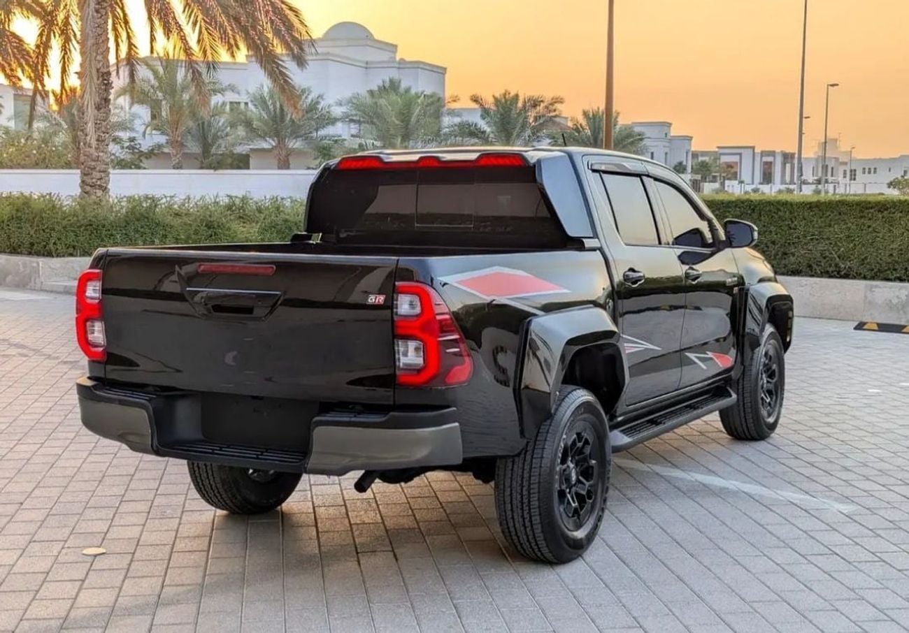 Toyota Hilux ADVENTURE Toyota Hilux double Cabin off Road pickup 2021Model year Facelifted to 2026 2.7L