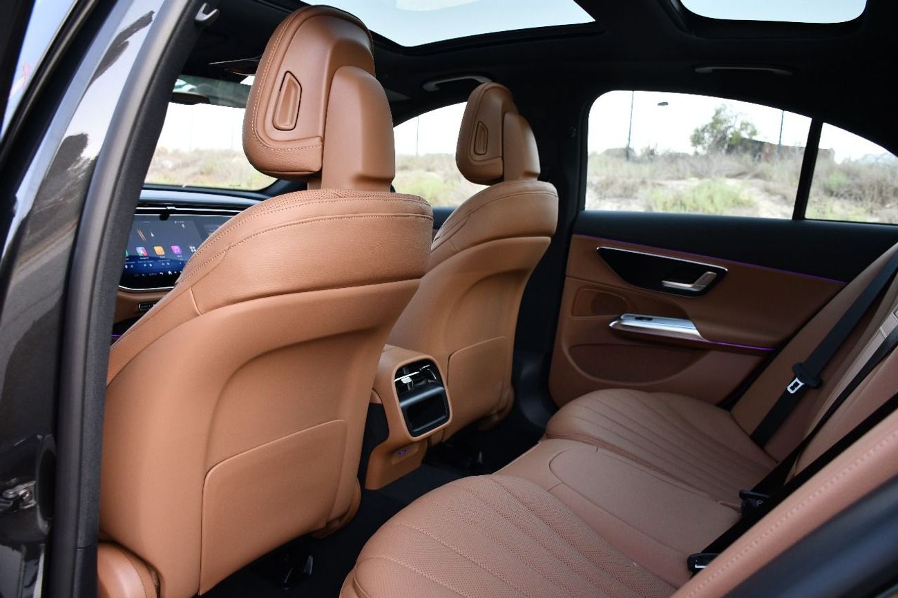 مرسيدس بنز E200 MERCEDES E200 2026 0KM BLACK  TAN