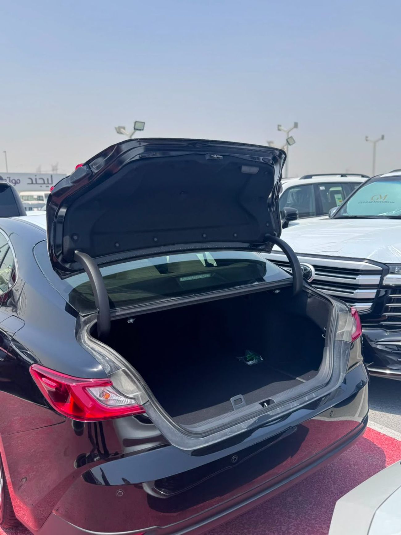 Toyota Camry GLE HEV