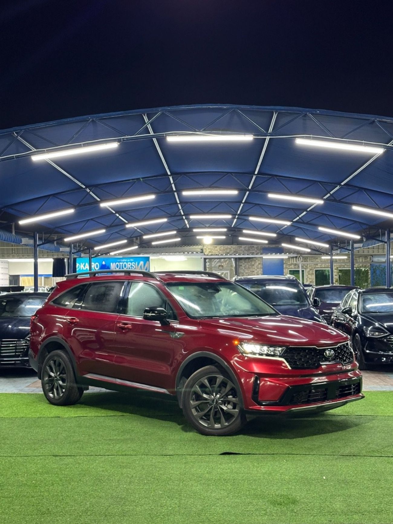 Kia Sorento the car is in excellent condition from the twenty-first year with an engine capacity of 2.5 Turbo 4w