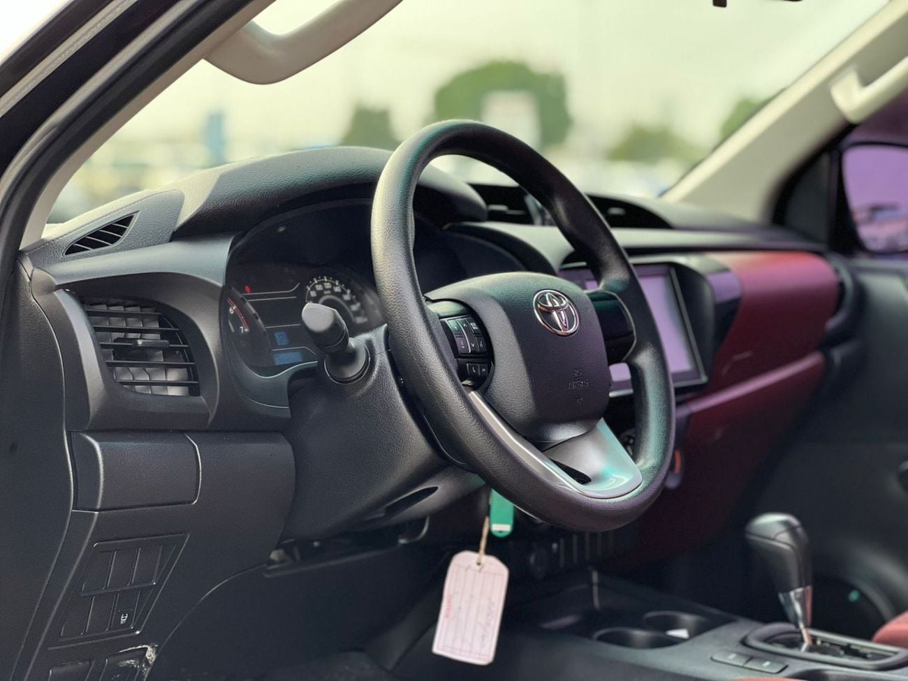 Toyota Hilux 2022 Toyota Hilux GL Adventure Modified - 2.7L V4 - GCC - AWD 4x4- Rear Camera -  Patrol