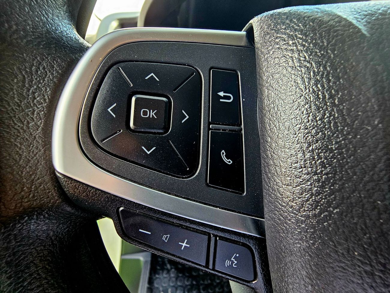 تويوتا هاياس AUTOMATIC PATROL/ 3.5 V6/ 13 SEATS / LOW MILEAGE/ PASSENGER