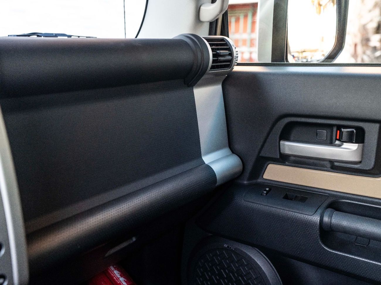 تويوتا إف جي كروزر GXR 4.0L A/T