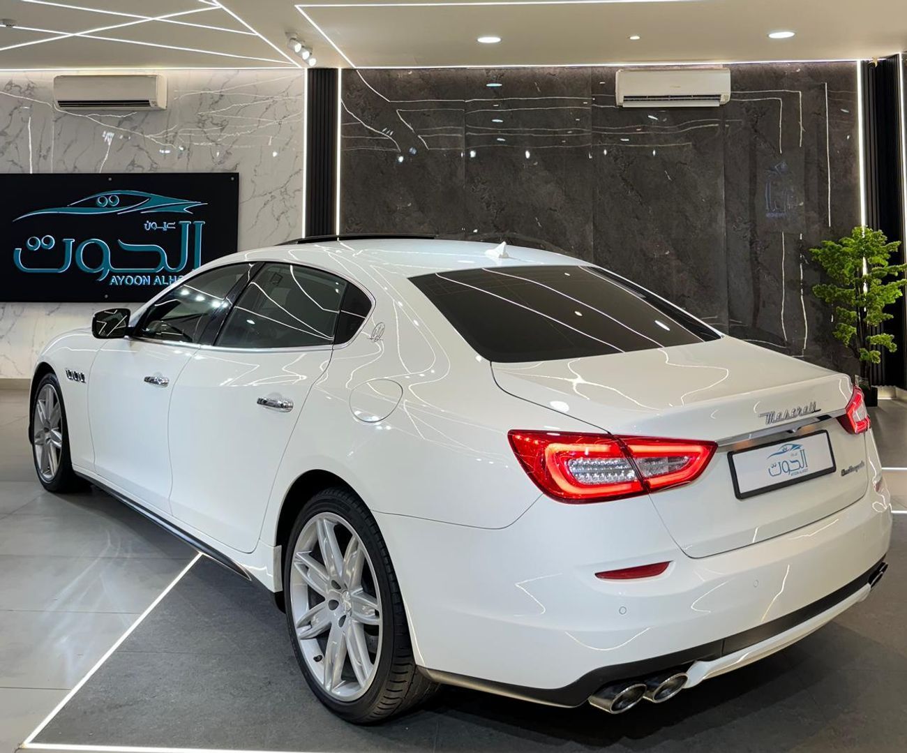 مازيراتي كواتروبورتي S Q4 3.0L (530 HP) SPECIAL MASERATI QUATTROPORTE S V6 ENGINE || GCC SPECS || ACCIDENT FREE || TOP OF