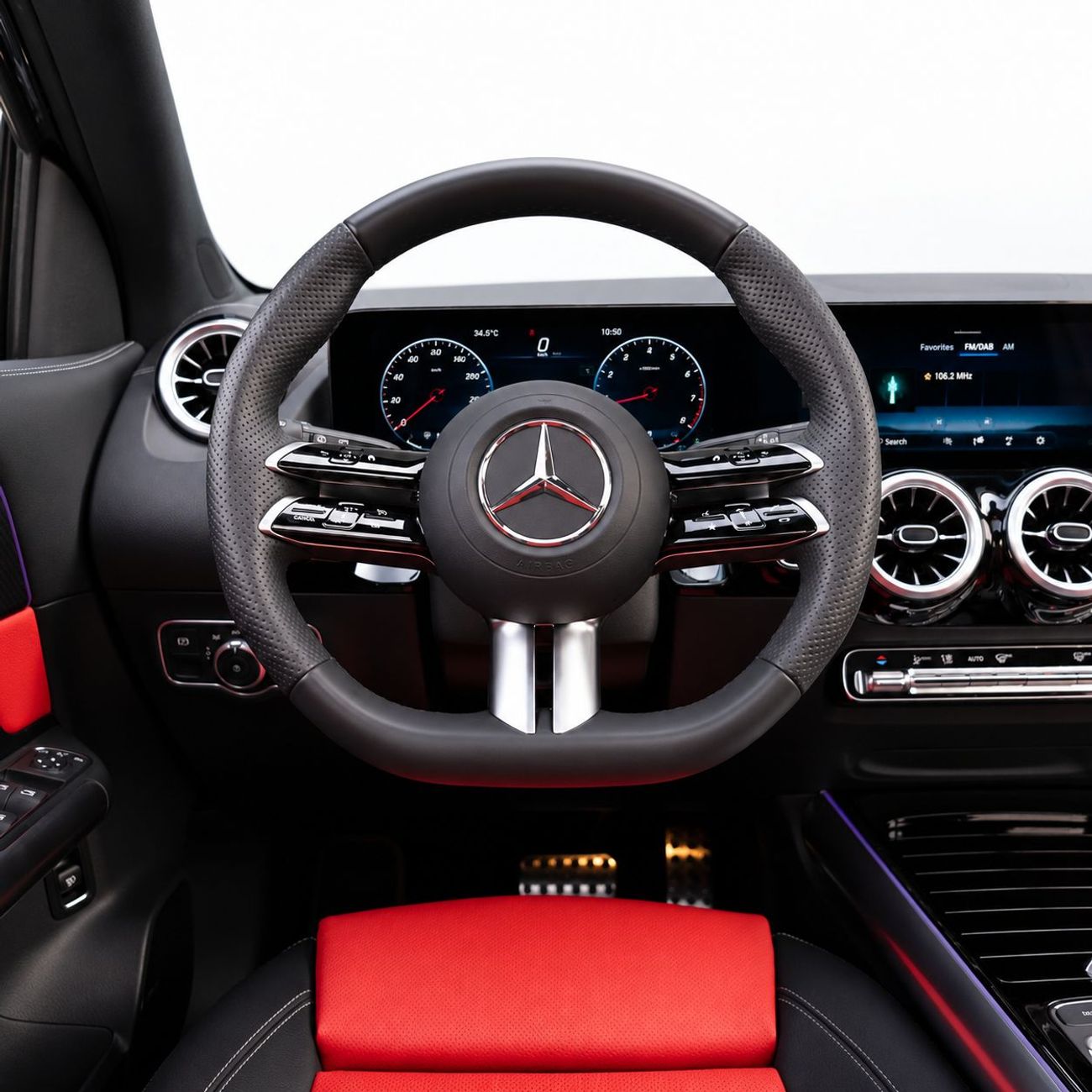 مرسيدس بنز GLA 200 AMG PREMIUM 3,449 شهريًا • بدون دفعة أولى • مرسيدس بنز GLA 200 AMG Line • ضمان الوكالة