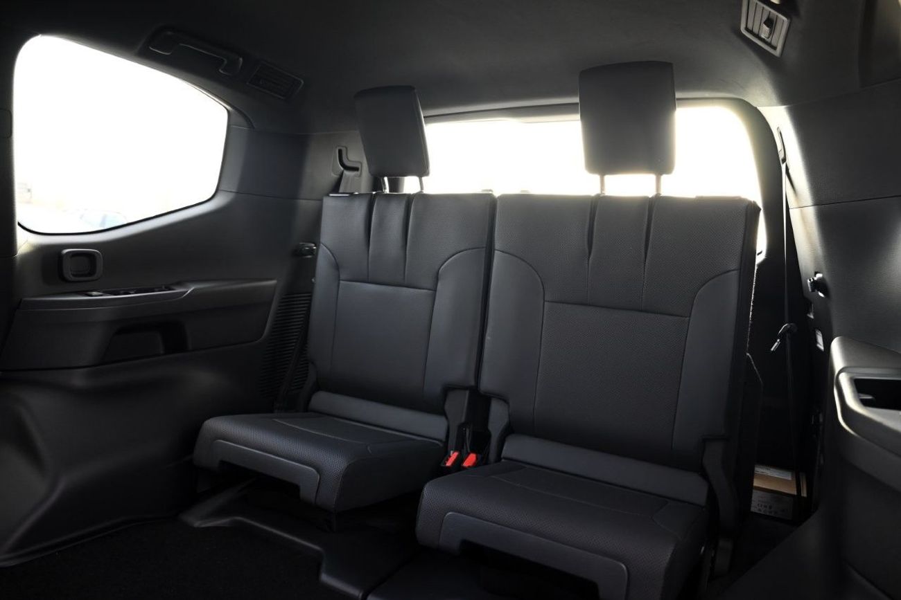 تويوتا لاند كروزر GXR V6 4.0L PETROL 4WD 7-SEAT AUTOMATIC