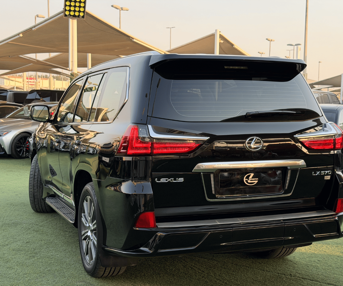 Lexus LX570 5.7