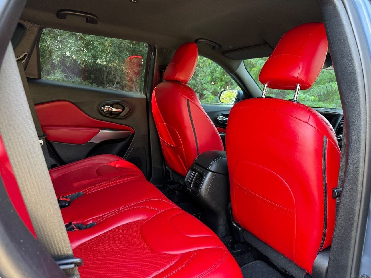 جيب شيروكي Sport 2.4L