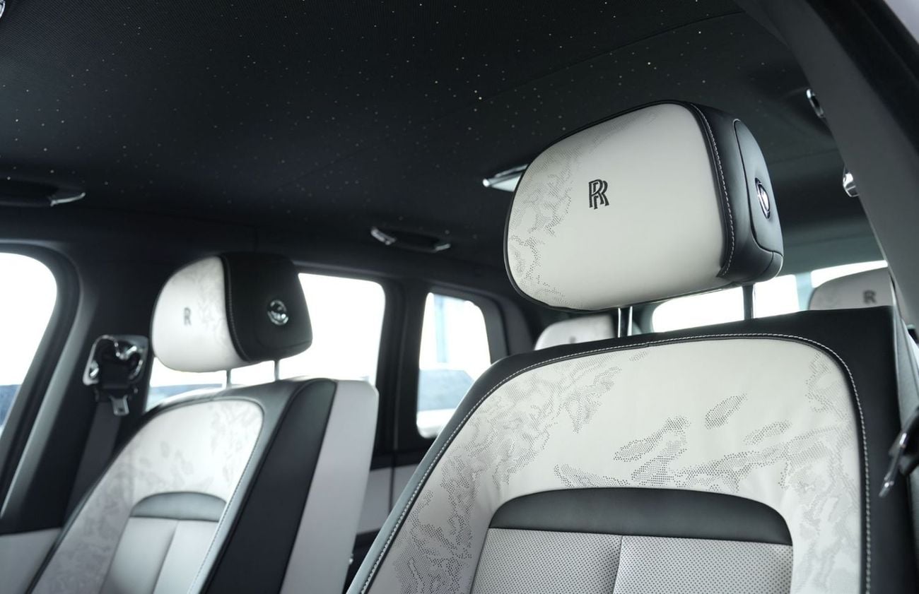 رولز رويس كولينان Silver Badge AWD V12