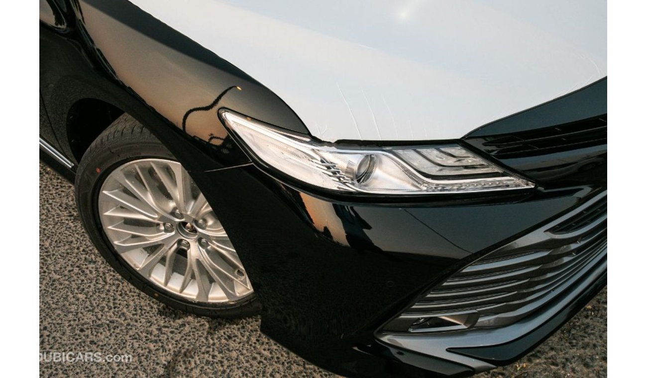 تويوتا كامري 2020 Toyota Camry Limited Edition 3.5L V6 with Wireless Charging , Leather Seats and Dual Zone Auto 