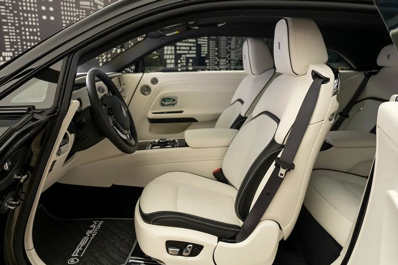 Rolls Royce Spectre STD ROLLS ROYCE | SPECTRE BLACK BADGE | GCC SPECS DEALER WARRANTY + SERVICE CONTRACT