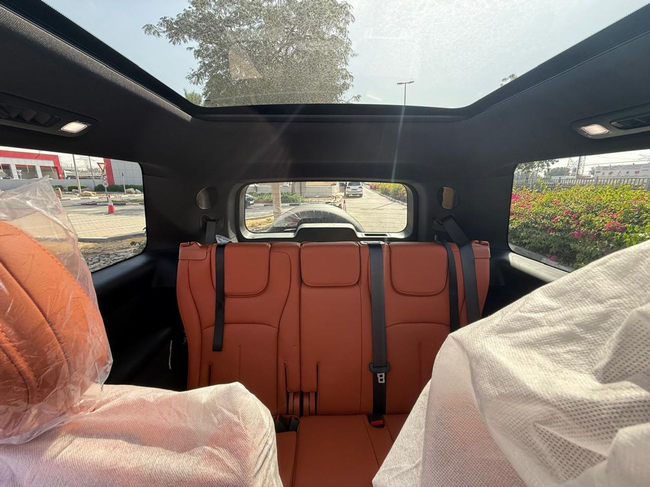 روكس 01 NEW ARRIVAL ROX 01 2026 7 SEATS LONG RANGE WITH WARRANTY EVS 5 YEARS SERVICE CONTRACT