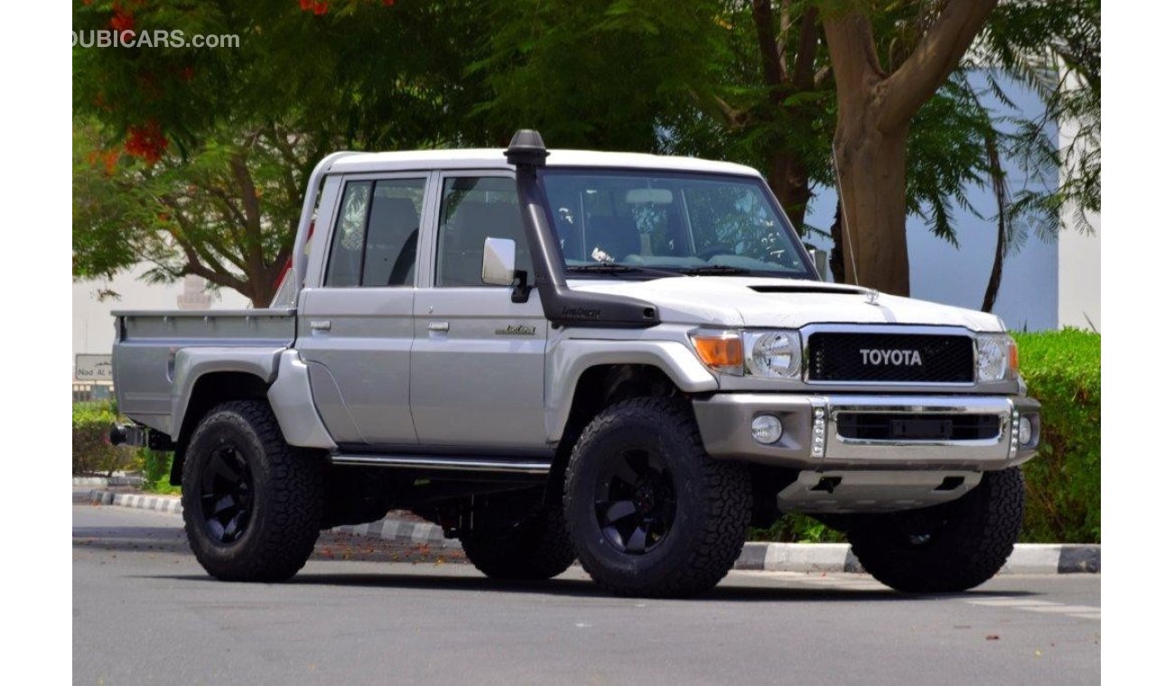 Toyota Land Cruiser 79 Double Cab Pickup Extreme  V8 4.5l Turbo Diesel 6 Seat 4wd Manual Transmission