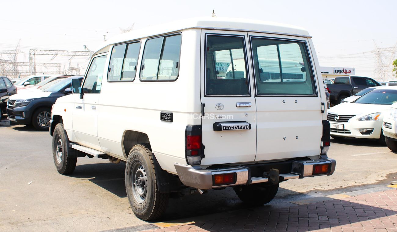 Toyota Land Cruiser 70