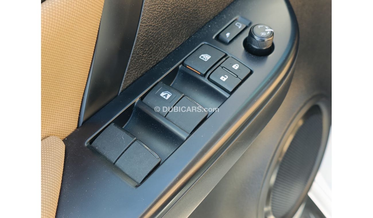 تويوتا فورتونر 2.7L Petrol, Alloy Rims, Rear A/C, Rear Parking Sensors, Only For Export ( LOT # 115782)