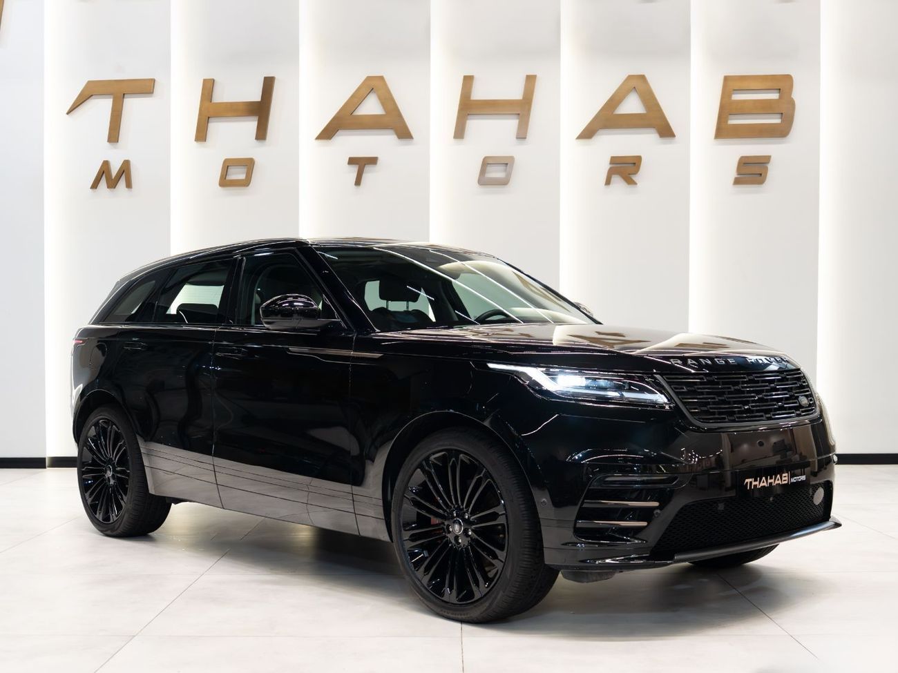 Land Rover Range Rover Velar P250 R-Dynamic S 2.0L - R-DYNAMIC P250 | 2025 | LOW MILEAGE | PERFECT CONDITION