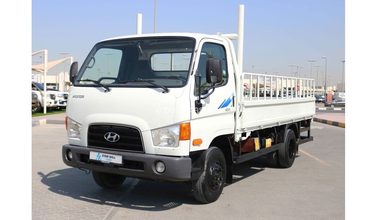 Hyundai HD 65 HD65 - 3 TON PICKUP WITH EXCELLENT CONDITION AND GCC SPECS