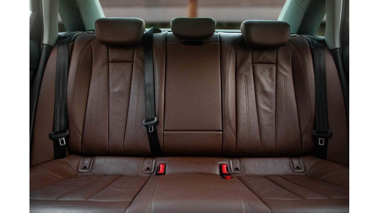 أودي A4 40 TFSI S-لاين 1,567 P.M  | 0% Downpayment | A4 30 TFSI S LINE | AGENCY SERVICED!