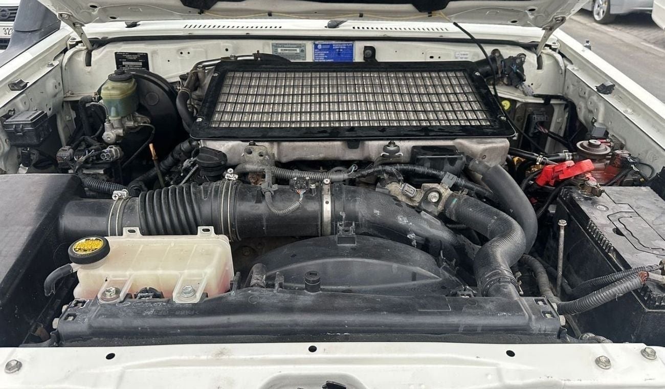 تويوتا لاند كروزر 70 RHD DIESEL V8 MANUAL