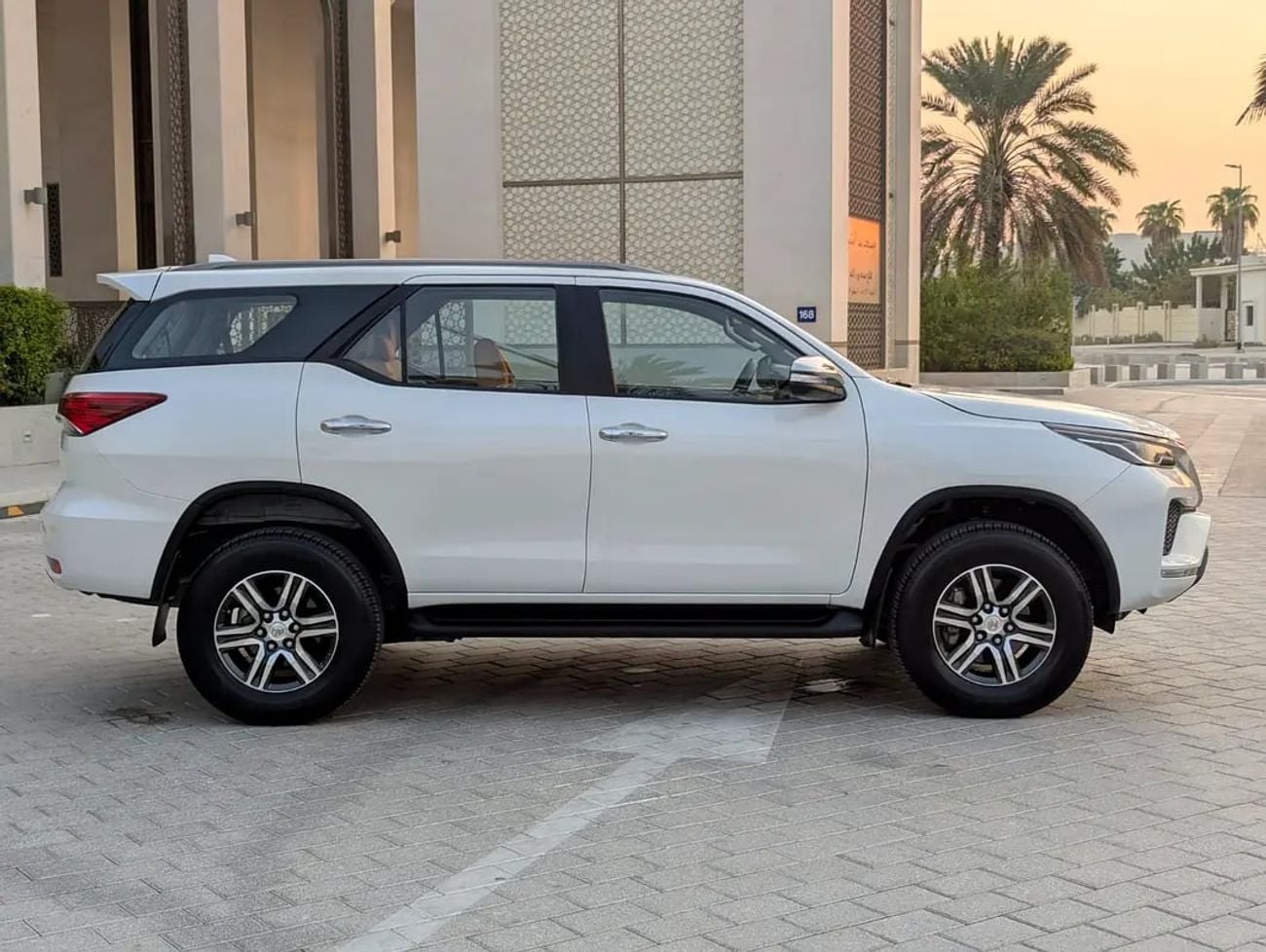 Toyota Fortuner EXR GCC Specs Interior and Exterior Excellent Condition