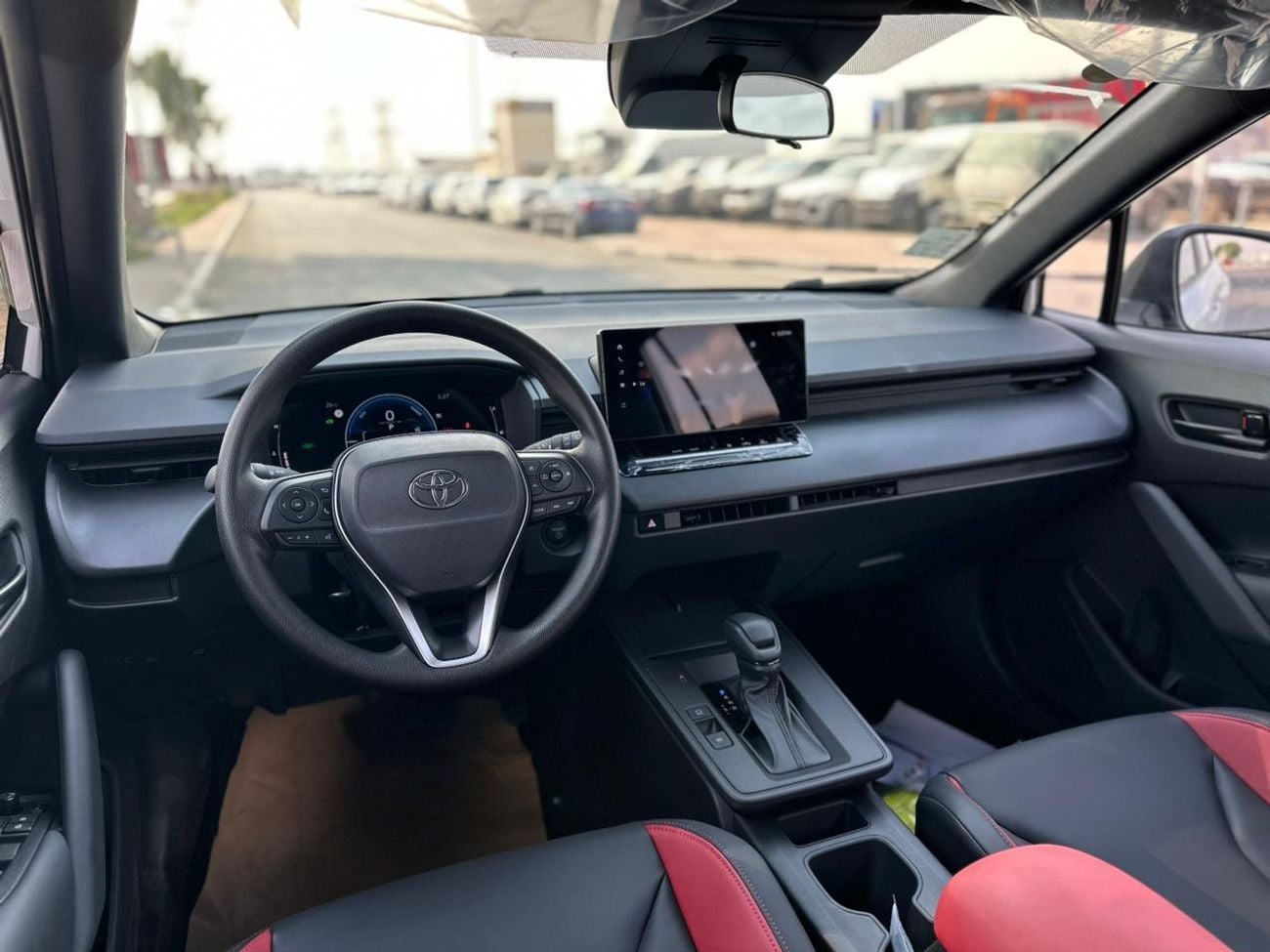 تويوتا فرونتلاندر Luxury 2.0L HYBRID FULL OPTION