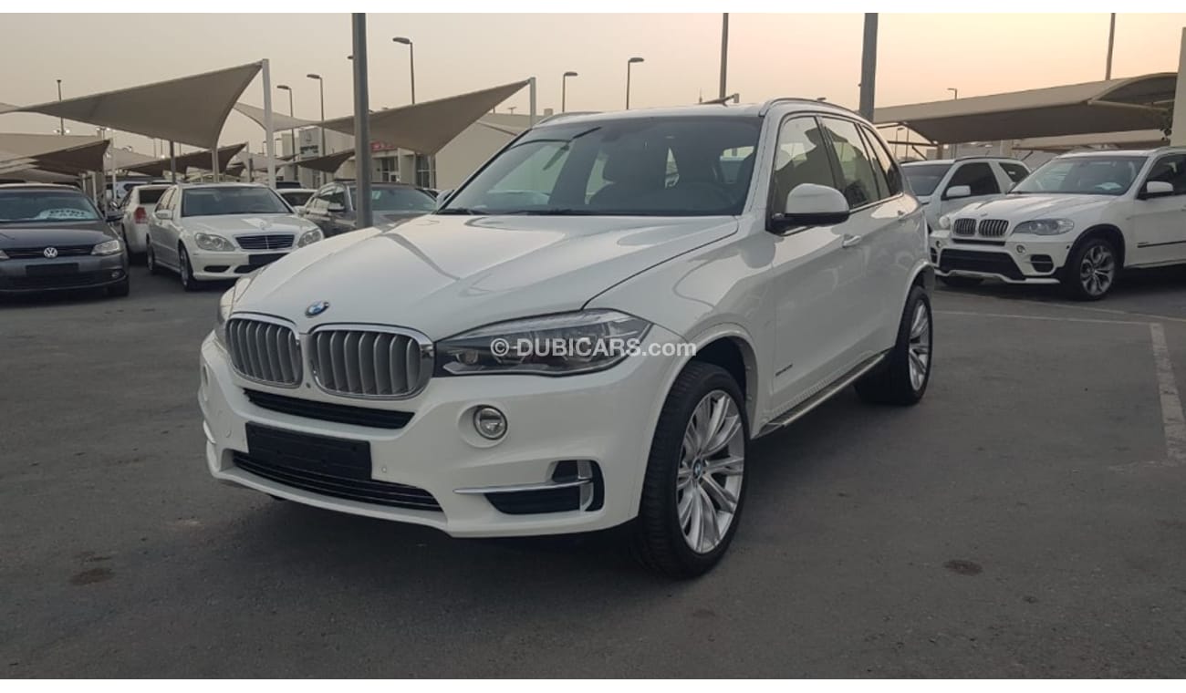 BMW X5 Bmw X5 model 2014 GCC car prefect condition full option panoramic w leather seats back air condition