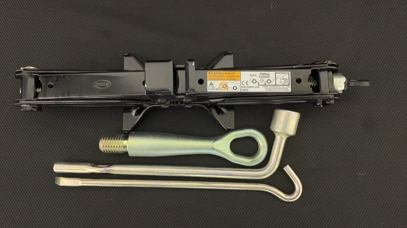 ميتسوبيشي اتراج GLX HIGHLINE 1.2 | بدون دفعة مقدمة | اختبار القيادة في المنزل