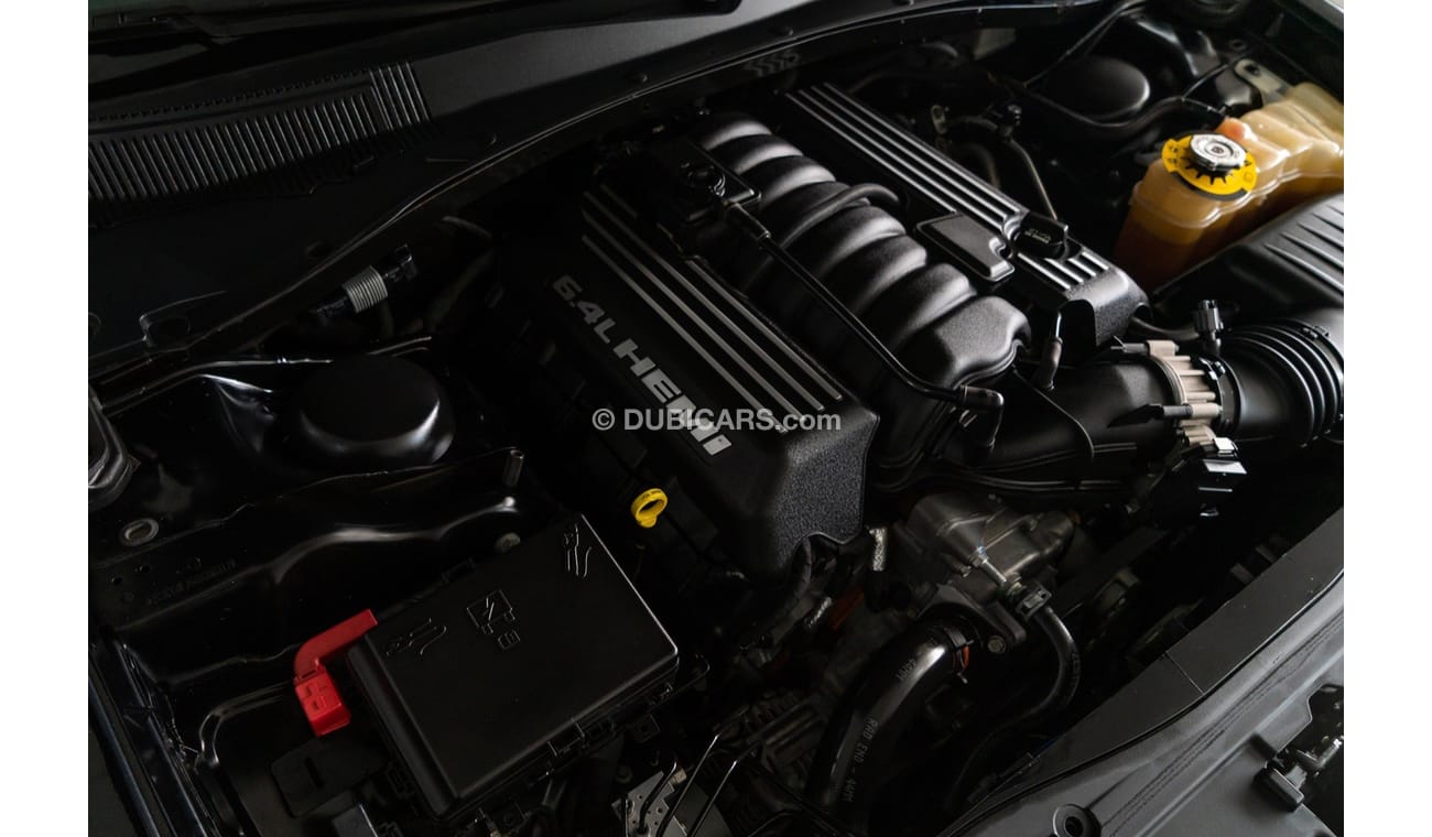 كرايسلر 300C Std 2016 Chrysler 300C SRT 6.4L V8 / Full Chrysler Service History & Extended Warranty (2017 First R