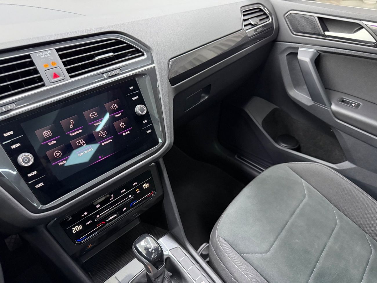 Volkswagen Tiguan 2.0 TSI Elegance