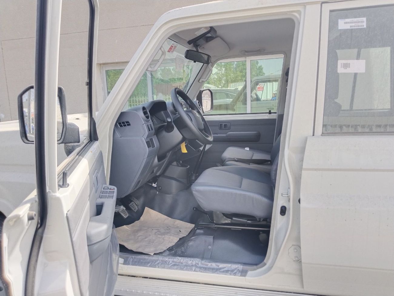 Toyota Land Cruiser NEW TOYOTA LAND CRUISER LC 76 LX 4.2L V6 DIESEL 4WD MODEL 2025