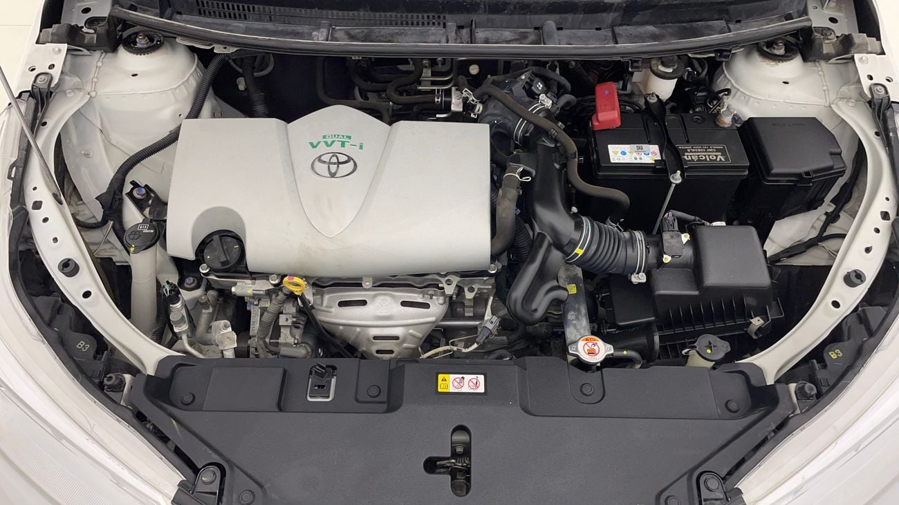 تويوتا يارس E 1.5 | بدون دفعة مقدمة | اختبار القيادة في المنزل