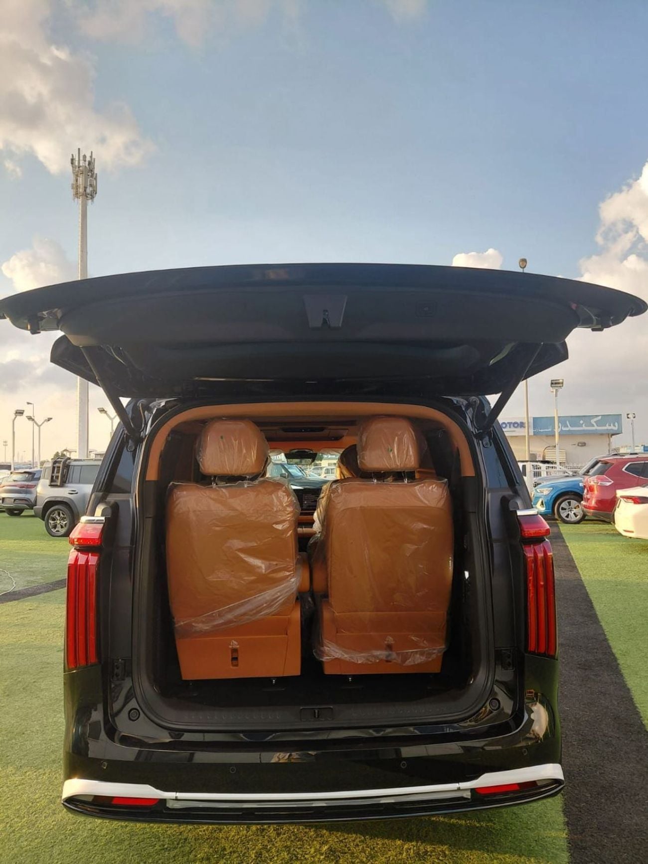 GWM - WEY Gaoshan STD GAOSHAN 2025 ALL WHEEL DRIVE MPV