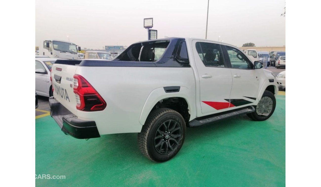 Toyota Hilux GR  FULL OPTION  AUTOMATIC  4X4   DOUPLE CAP