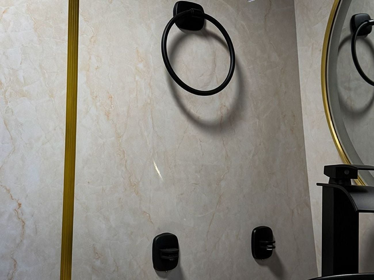 مرسيدس بنز سبرينتر BESPOKE INTERIOR CONVERSION