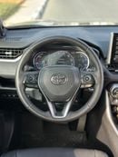 تويوتا راف ٤ Hybrid XSE, sunroof,leather seats, push start Full Option