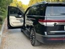 Lincoln Navigator BASE