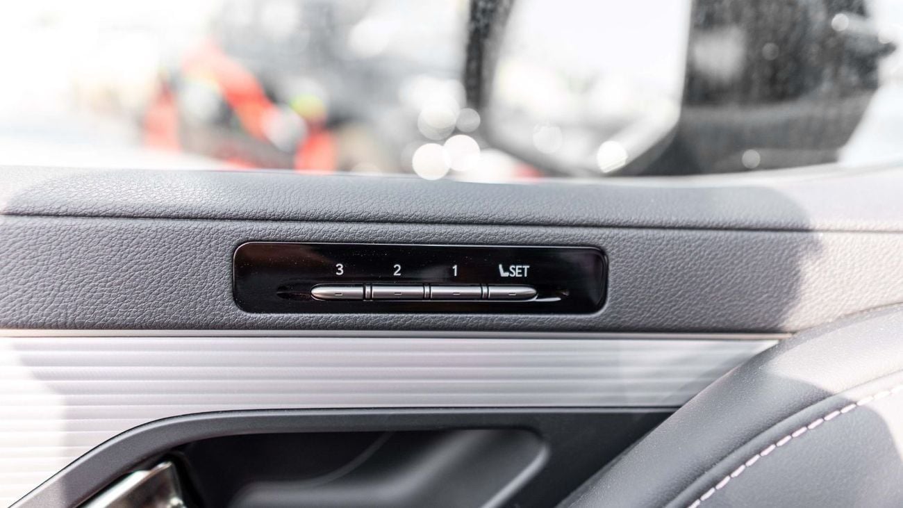 Lexus LX 700h 2026 Lexus LX700h F-Sport 3.5L AT Hybrid (No MarkLevinson)