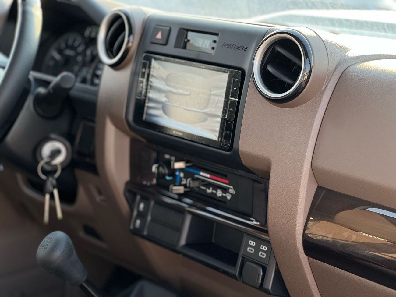 Toyota Land Cruiser Pick Up TOYOTA LAND CRUISER (70 SERIES) (GRJ79) 4.0L Pick-up 4WD 2025