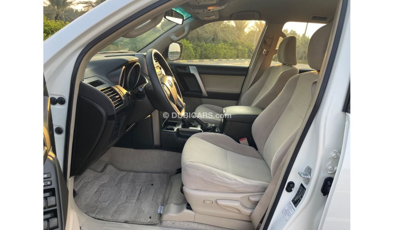 Toyota Prado TOYOTA PRADO Model 2011 GCC  option Excellent Condition