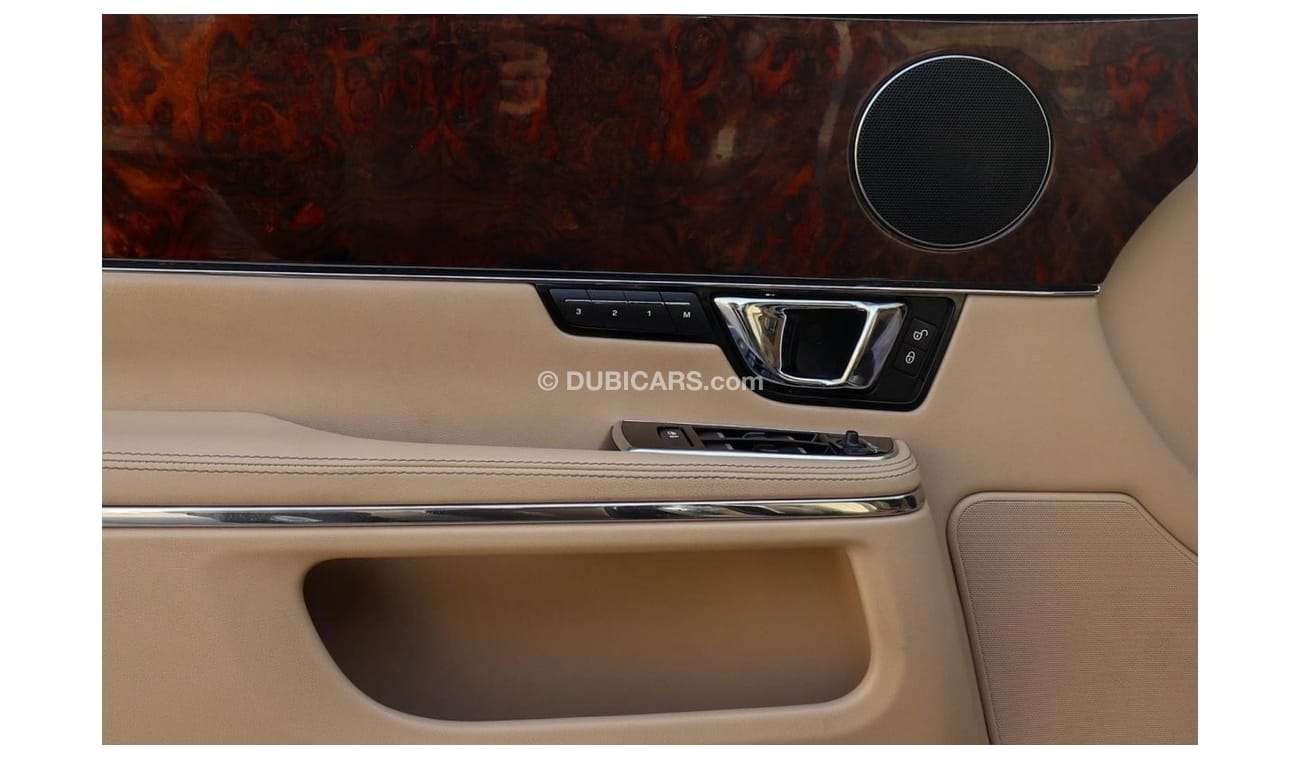 Jaguar XJ Luxury X351