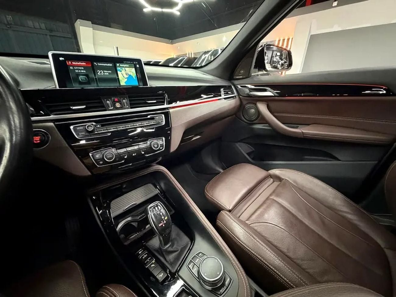 بي أم دبليو X1 xDrive 25i M Sport 2.0L