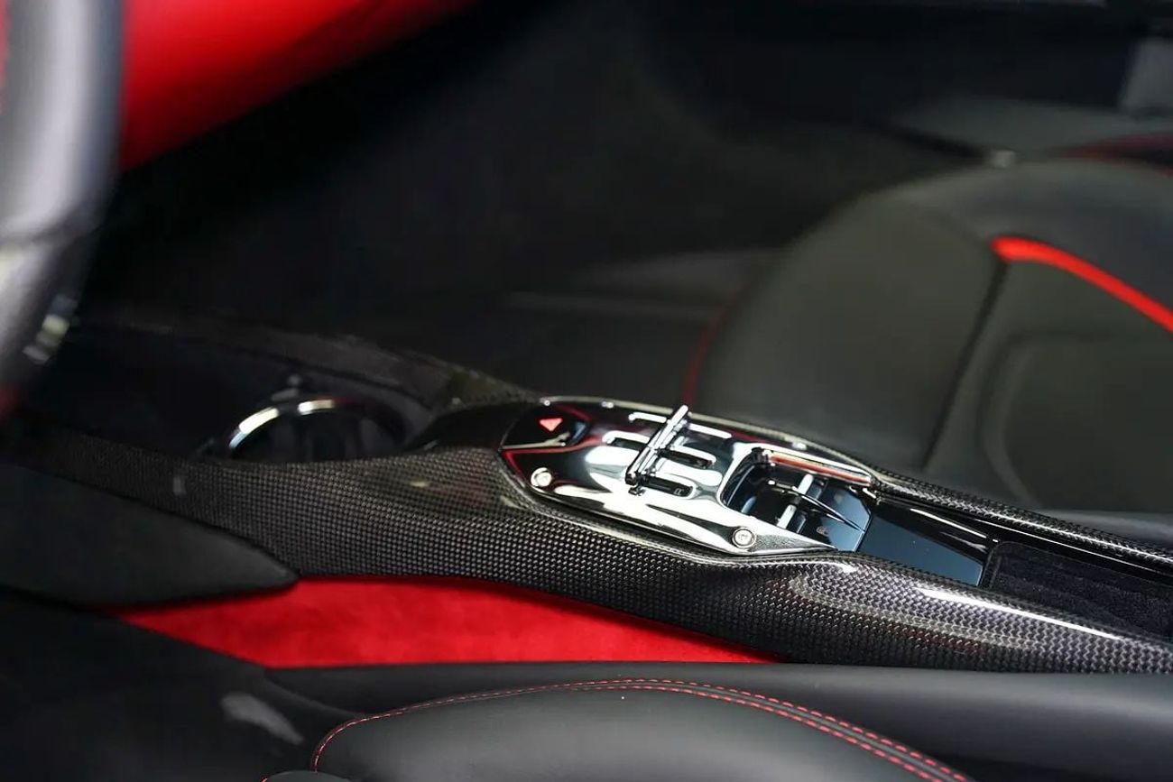 Ferrari 296 GTB 3.0T V6 PHEV