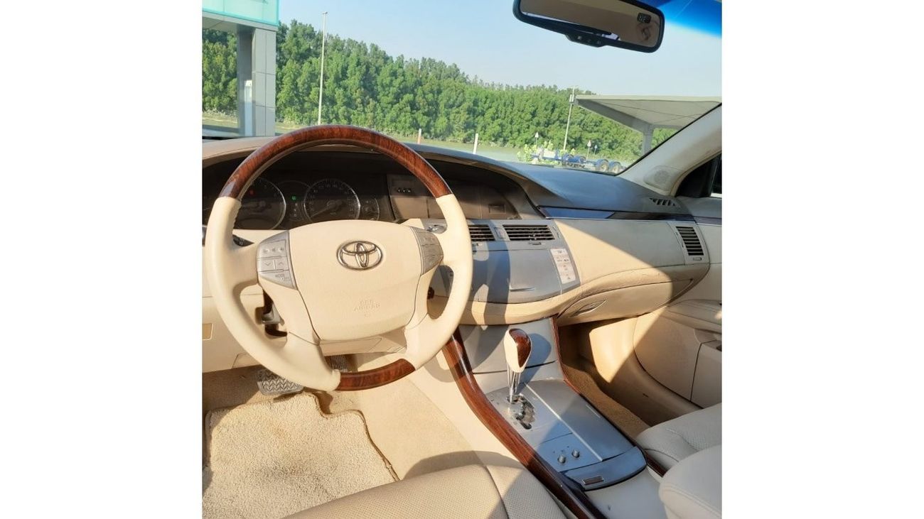 تويوتا افالون