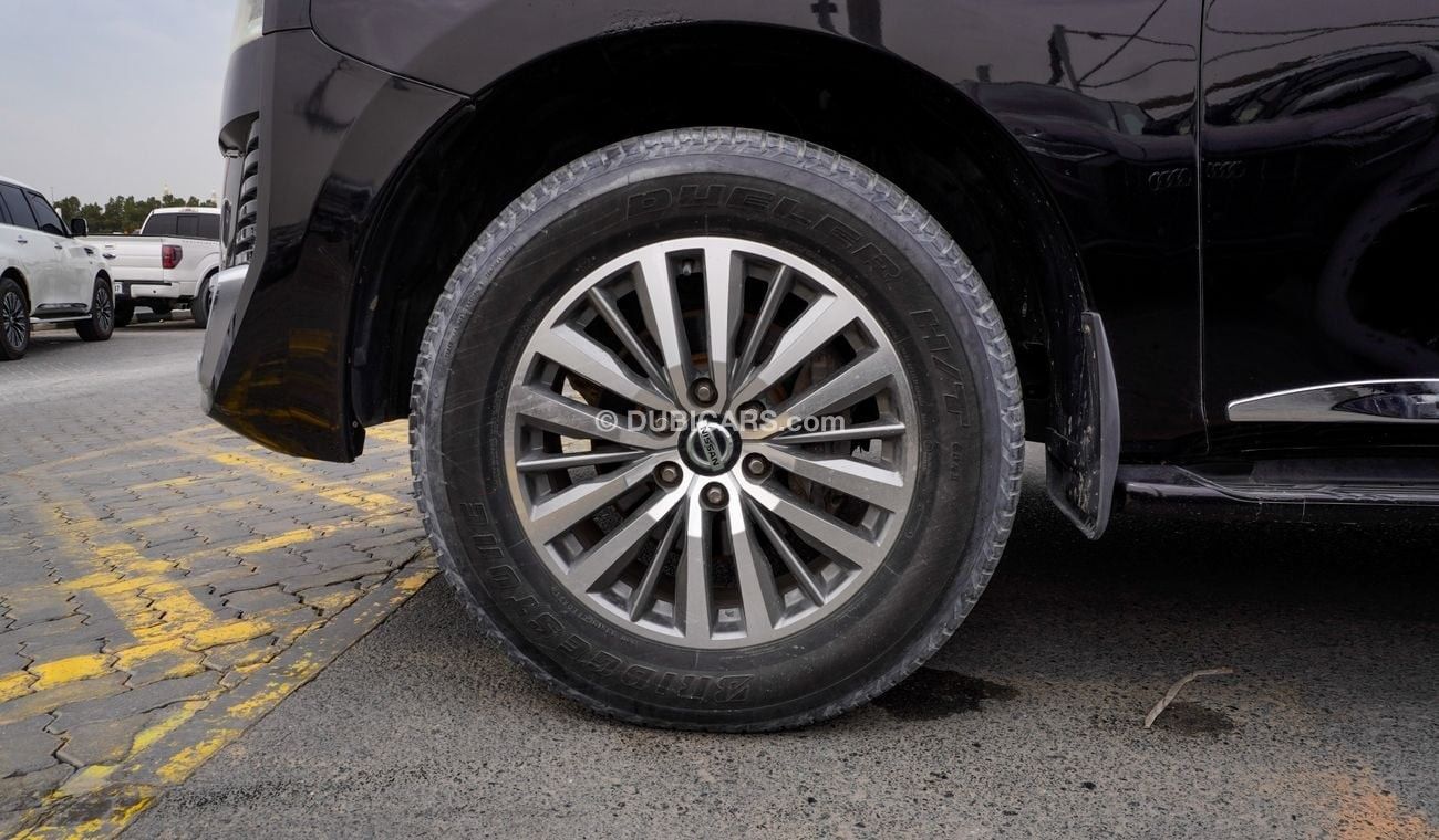 Nissan Patrol With platinum 2023 body kit