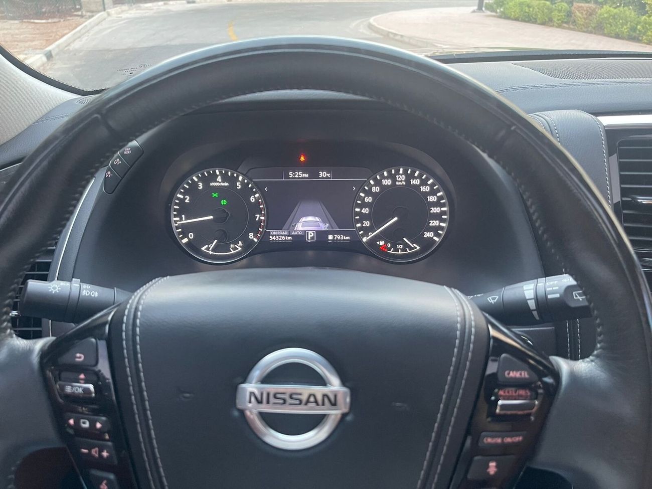 Nissan Patrol LE Platinum City Chrome PKG 5.6L