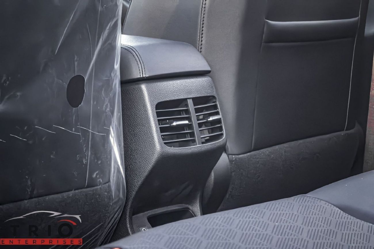 Kia Seltos KIA SELTOS -1.5L - PET -AT - FULL OPTION ( CHINESE SPEC )