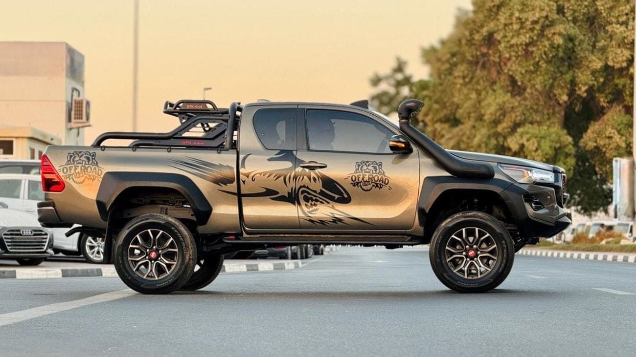 Toyota Hilux GR SPORTS SMART CAB | 2023 | RHD | 2.8L DIESEL ENGINE | AUTOMATIC TRANSMISSION | 4WD | 4X4 SPORTS BA