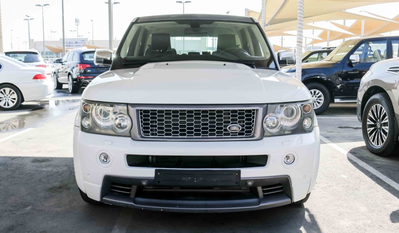 Land Rover Range Rover Sport HSE With 2013 Sport Supercharged HST Kit