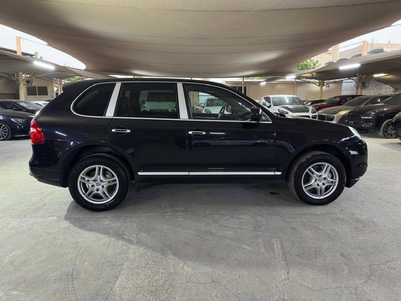 Porsche Cayenne S 2008 4.8L | ONE OWNER | SUN ROOF | BLACK LEATHER INTERIOR